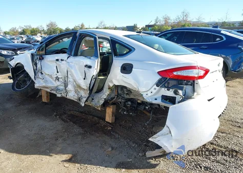 2016 Ford Fusion Hybrid Se z USA, uszkodzony, nr VIN 3FA6P0LU3GR316349
